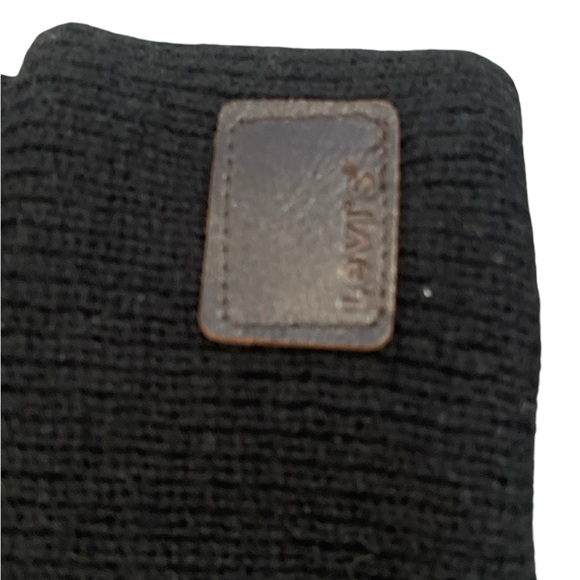 Levi's Men's Cozy Knit Cuffed Logo Patch Beanie Hats Burgundy - Picture 3 of 4